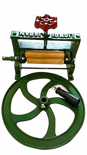 Dry Squid Grinder For Sale 5 Inch Brass Grinding Rod Hand Crank Wheel Rollers