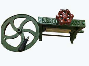 Squid Press Machine 5 Inch Brass Grinding Rod Hand Crank Wheel Rollers